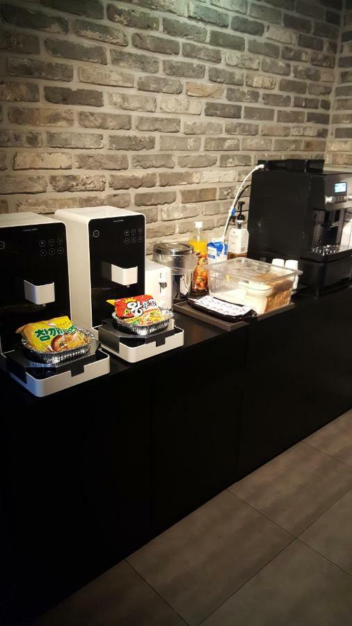 Design Hotel Xym Ulsan Bagian luar foto